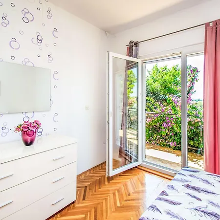 Apartment Antonia-2 By Interhome *